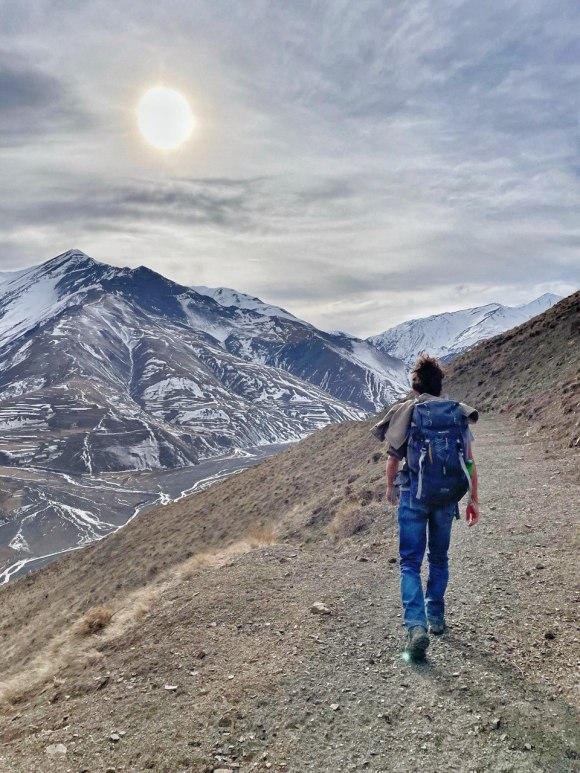 Trekking towards Khinalug